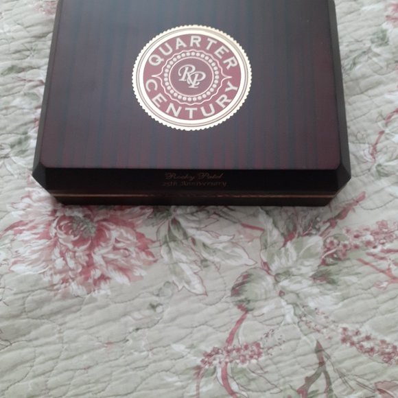 Rocky Patel 25th Anniversary empty cigar box - Picture 1 of 5